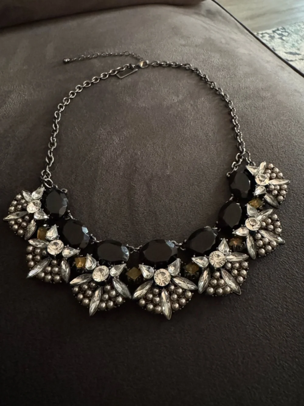 Steve Madden Statement Necklace Crystal Black Silver Oval Link Fashion Jewelry - Picture 2 of 5